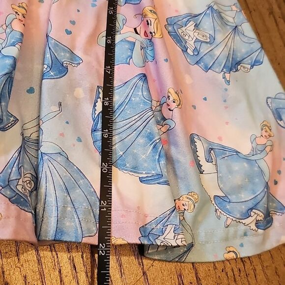 Cinderella dress size 4-5T - Picture 6 of 9